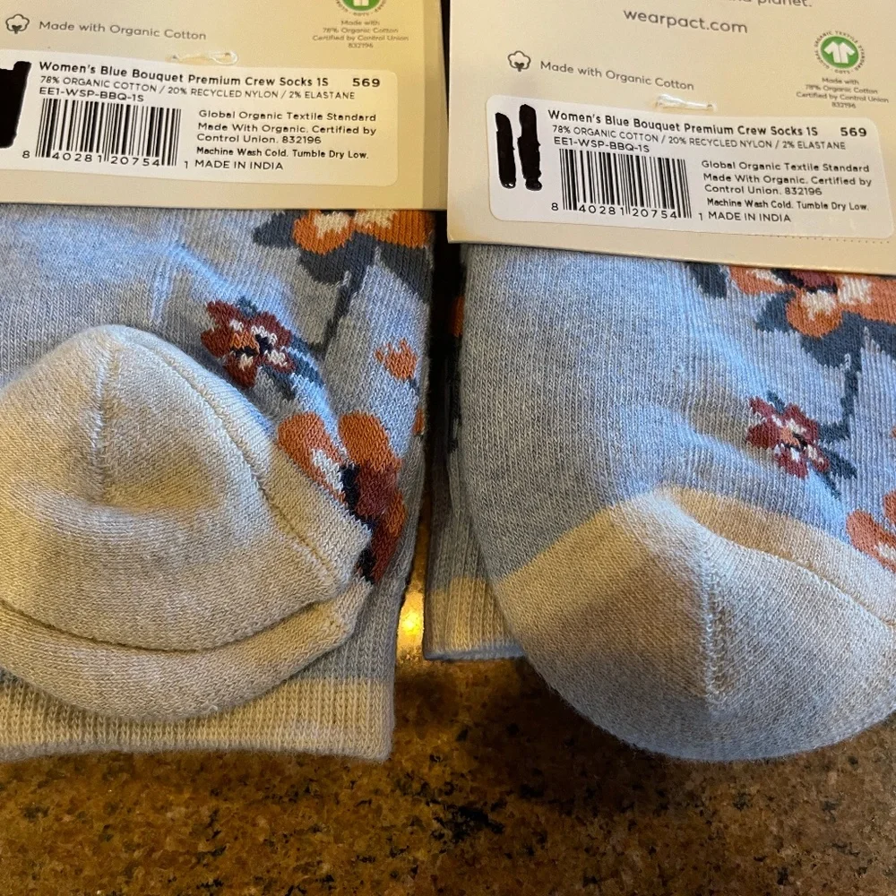 Pact Women's Blue Bouquet Premium Crew Socks-Two Pair Retail: … - Picture 5 of 6